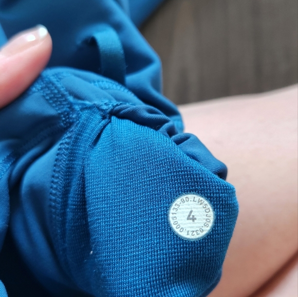 Lululemon leggings z4 - Picture 2 of 3